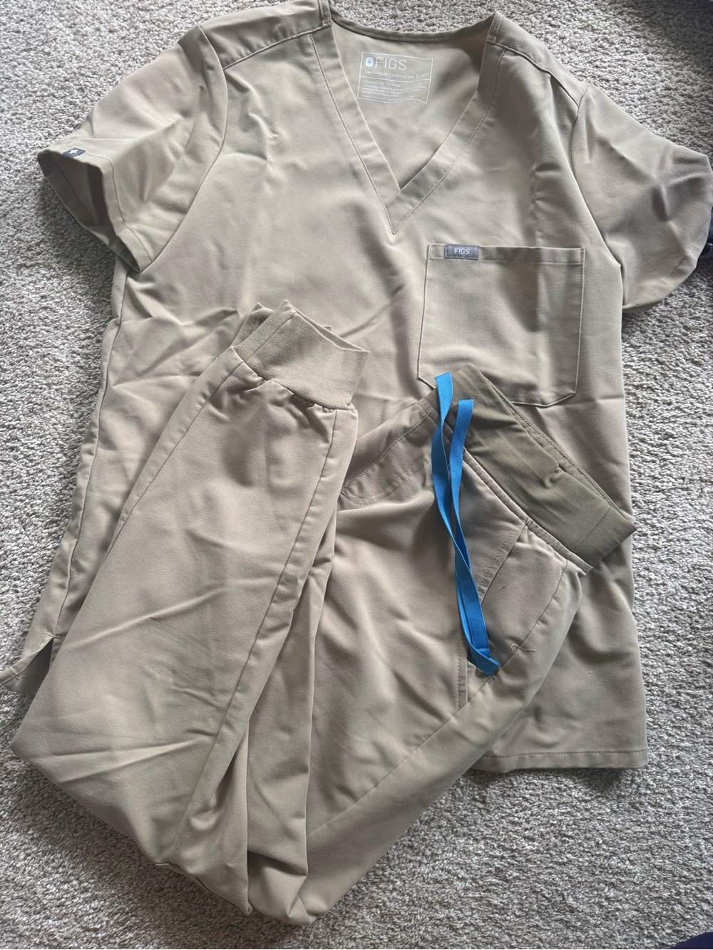 Figs Taupe Scrub Set with Blue Drawstring